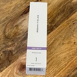 Rodan + Fields Unblemish Acne Refining Wash Full Size New